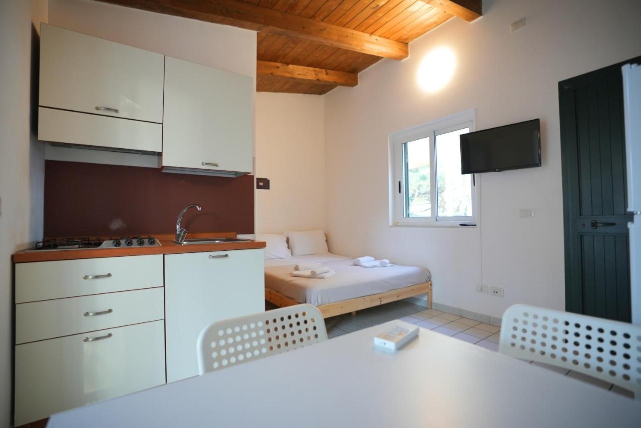 Keys Of Sicily - Bungalows Sul Mare Marina di Modica Ngoại thất bức ảnh
